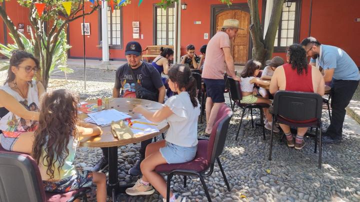 Tarde juegos en el MOBAT